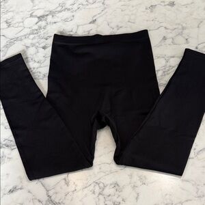 NWOT Classic Women’s Black Empetur Leggings